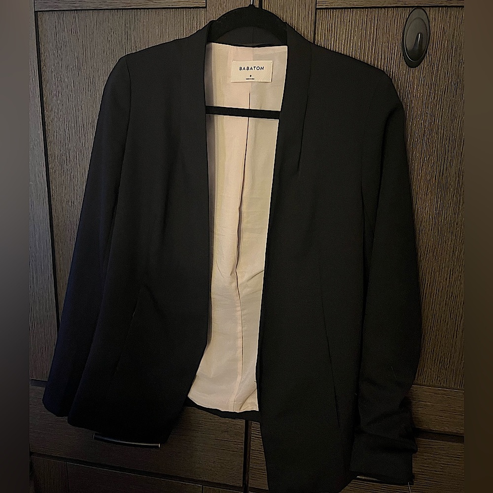 Babaton Aritzia Blazer 8 Black Structured Pleated Business Professional